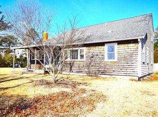 8 Gordon St, Wareham, MA 02571