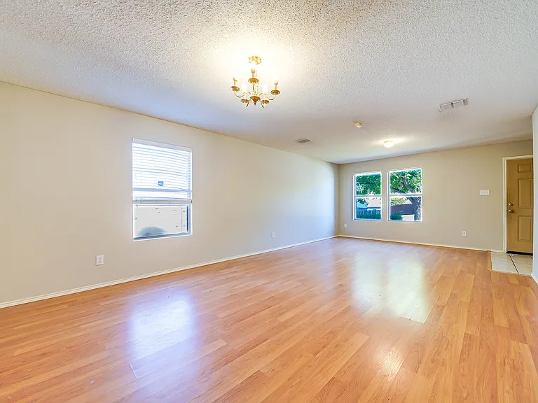3505 Quail View Dr — Photo 10