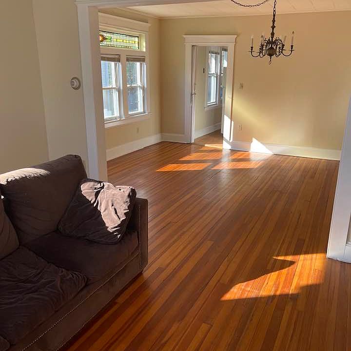 Living Dining Room 

Simular