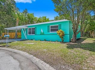 2521 51st Way S, Gulfport, FL 33707