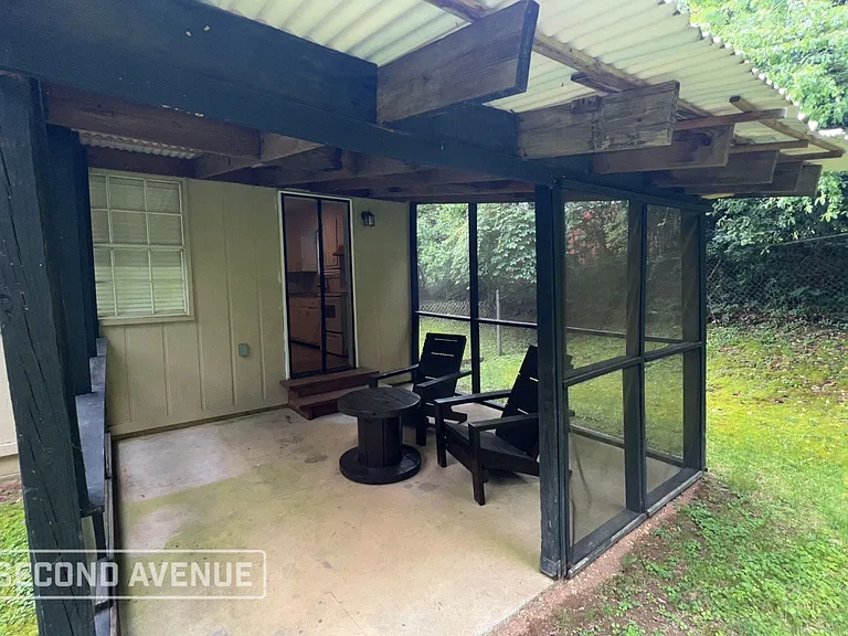 5421 Faucett Rd — Photo 11