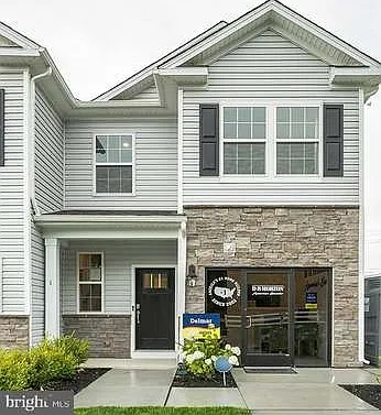 10 Peregrine Way — Photo 16