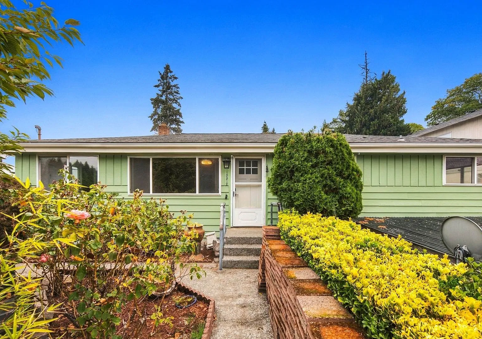 12212 2nd Ave SW, Burien, WA 98146 - Jonathan B — Photo 3