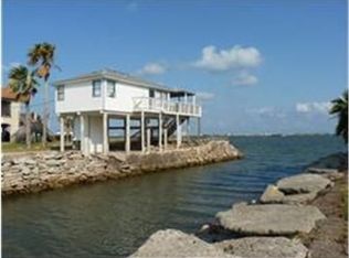 9403 Teichman Rd, Galveston, TX 77554