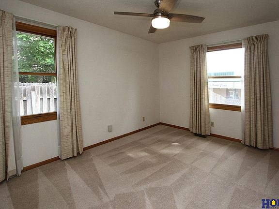 4th image of 1510 Kingston Rd