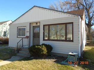 126 6th Ave SE, Cut Bank, MT 59427