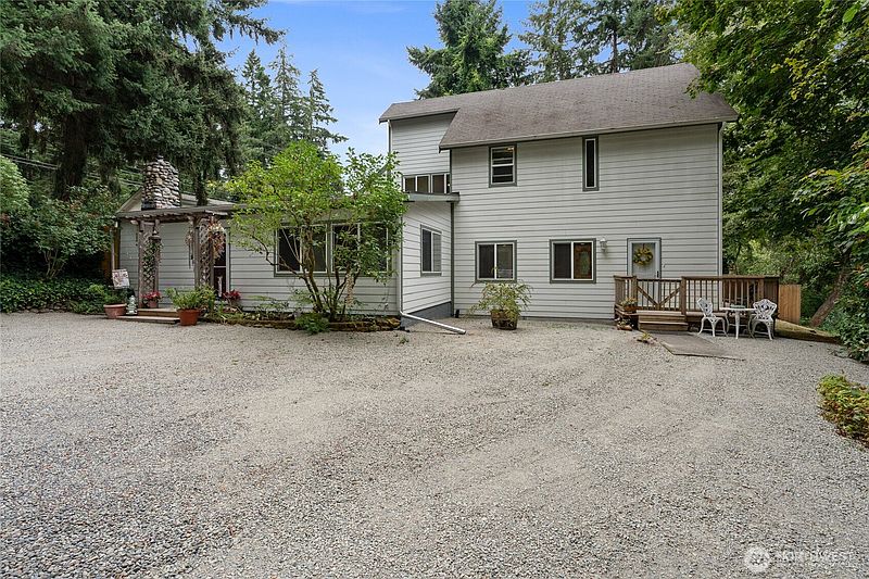 2nd image of 3312 67th Avenue W
