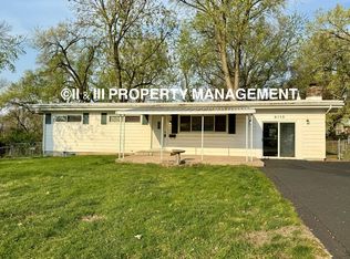 6110 N Park Ave, Gladstone, MO 64118