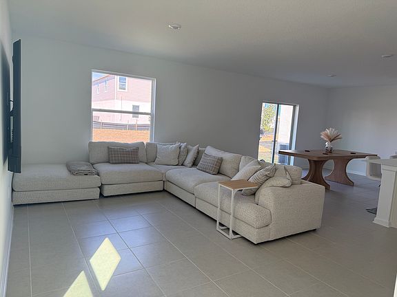 5th image of 4045 Old Mill Rd