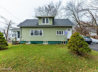 7 Starr Ave, Schenectady, NY 12304