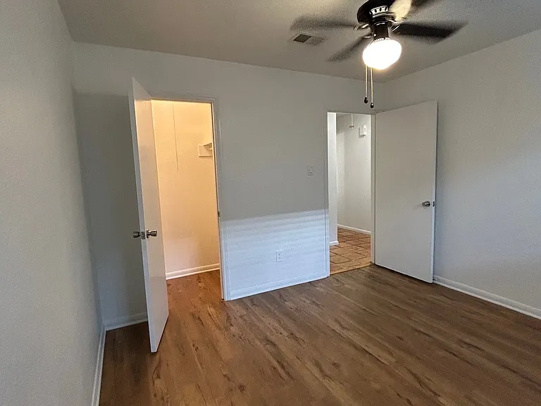 3rd bedroom with walking closet