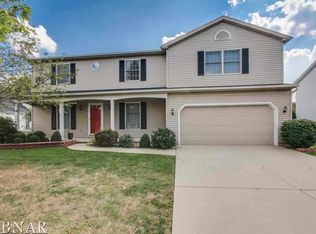 7 Weathervane Ct, Bloomington, IL 61704