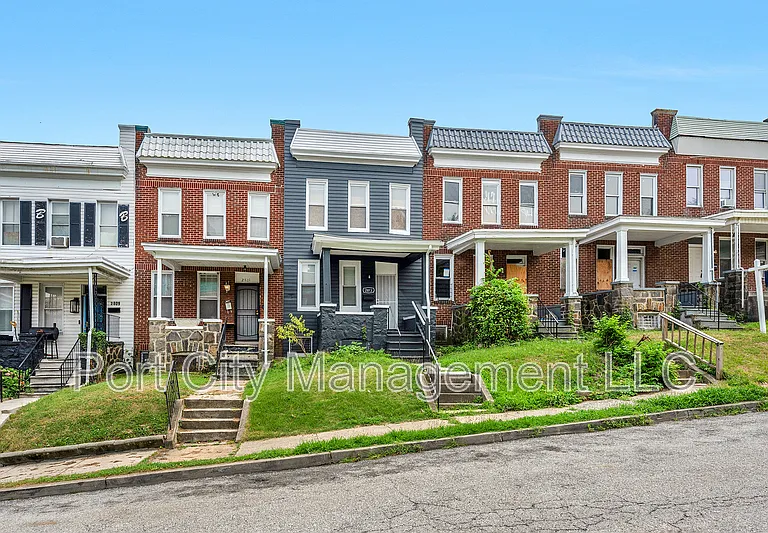 2813 Presbury St — Photo 1