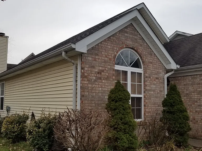 698 Morgan Hills Dr — Photo 2