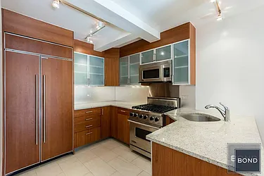 Rented by Bond New York