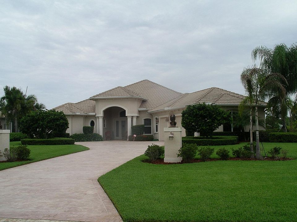 1st image of 8032 Plantation Lakes Drive E