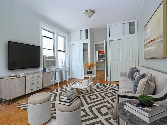 Rented by Oxford Property Group | media 15