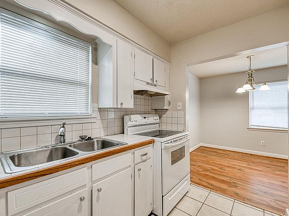 5th image of 601 Mimi Ln APT 1