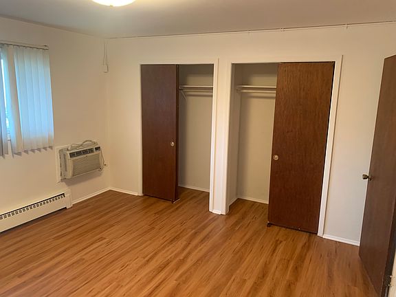 5th image of 288 Oxford Ave APT 7
