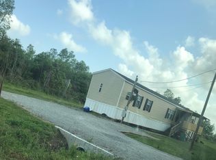 663 Danos St, Raceland, LA 70394