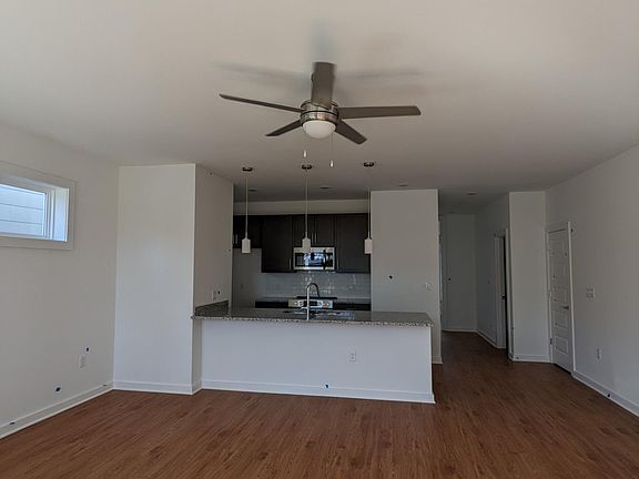 3rd image of 1405 Porter St #A