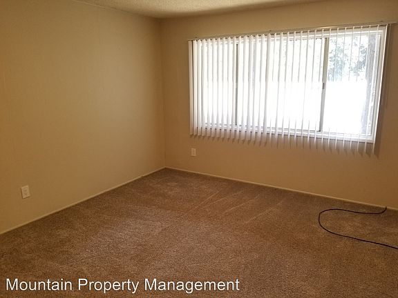 5th image of 24533 Bernard Dr