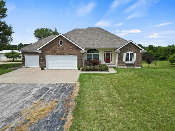 15306 Old Quarry Rd, Excelsior Springs, MO 64024