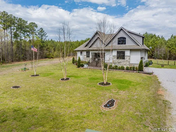 191 Tradewind Xing, Bracey, VA 23919