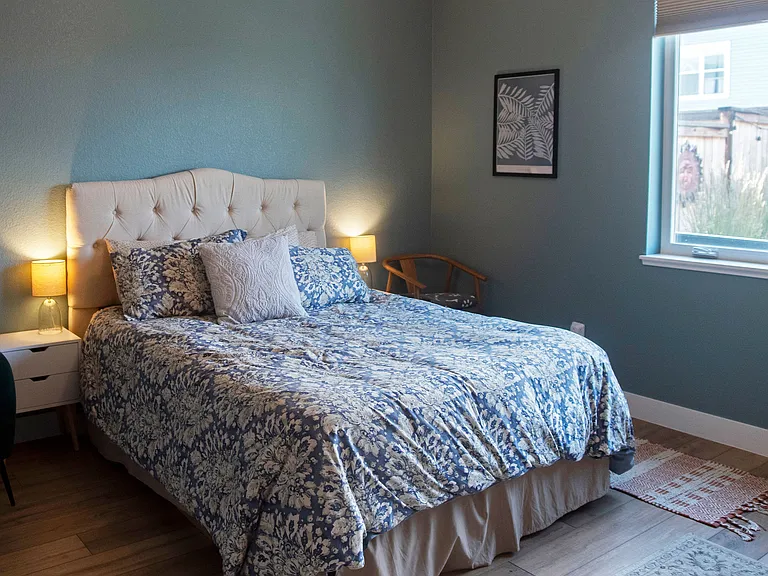 Main floor master. Has attached bathroom and large walk in closet.