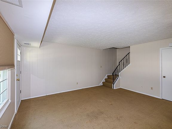 4th image of 13748 Oakbrook Dr #13748