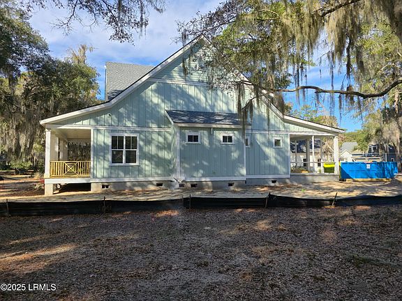 3rd image of 63 Woodland Ridge Cir