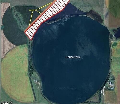 2nd image of 118 Round Lake Rd