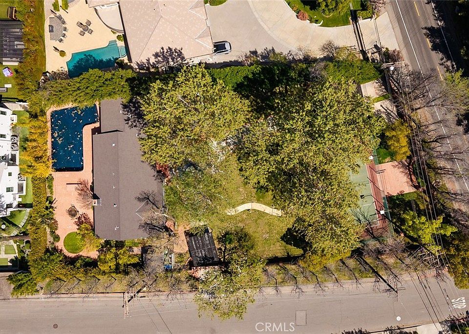 1st image of 5050 Casa Dr