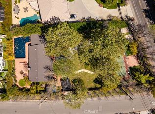 5050 Casa Dr, Tarzana, CA 91356