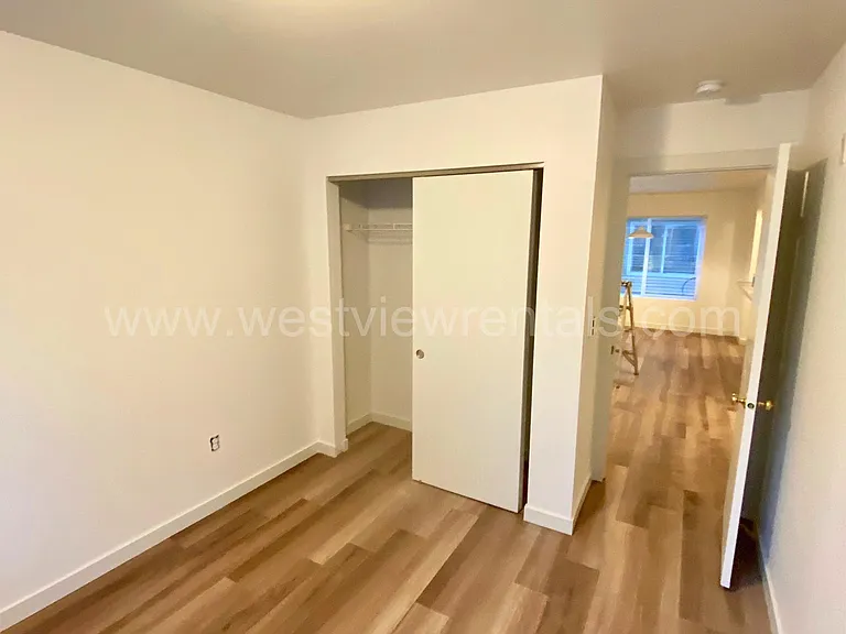 524 32nd St #102 — Photo 4