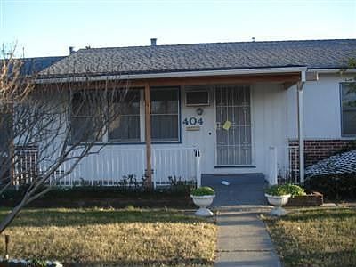 1st image of 404 E Churchill St