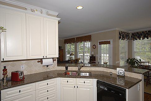 5th image of 316 Loring Ln