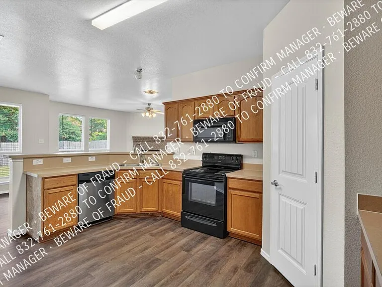 2816 Blue Heron Dr — Photo 19