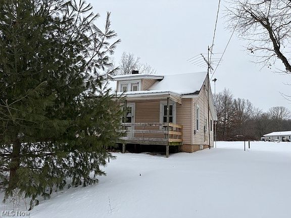 3rd image of 14065 Burden Rd NE