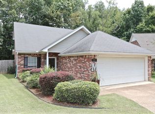 1213 Arbor Hill Dr, Brandon, MS 39042