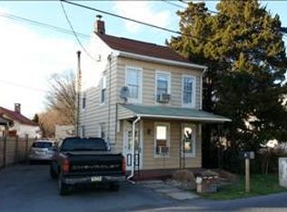 25 Water St, Reading, PA 19605