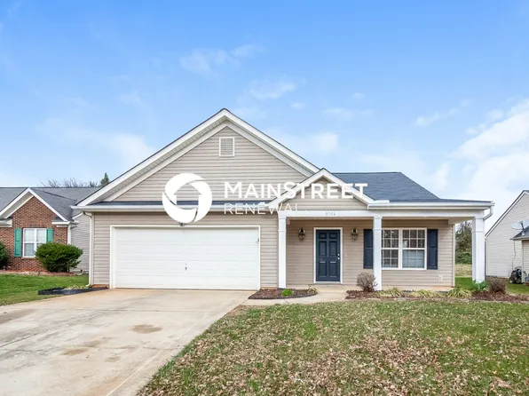 8904 Hedge Maple Rd, Charlotte, NC 28269