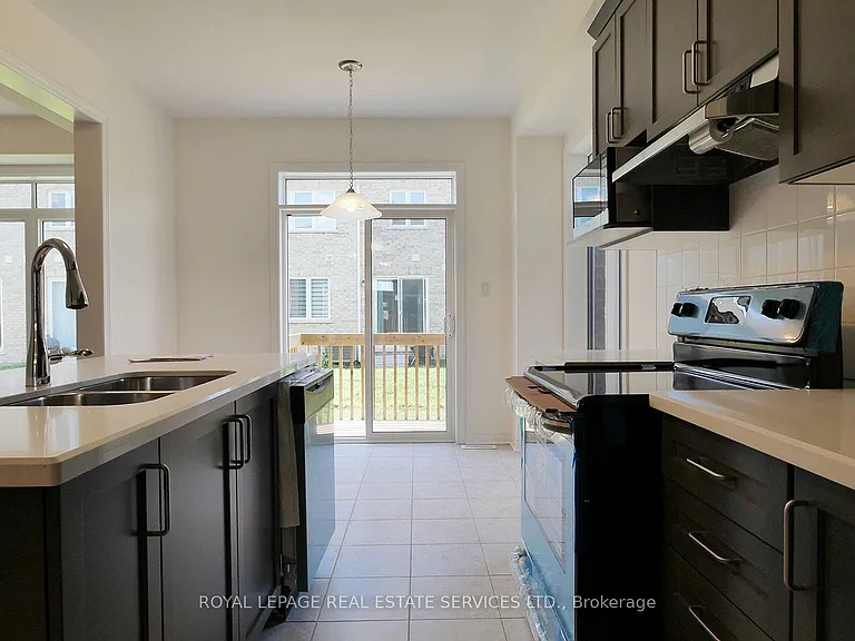 103 Huguenot Rd — Photo 12