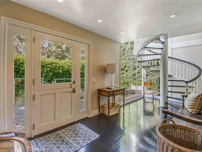 255 Emerald Bay — Photo 23