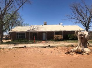 7915 E Goldenrod Dr, Gardendale, TX 79758