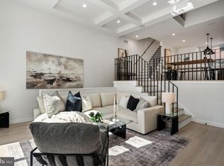 956 N 6th St, Philadelphia, PA 19123
