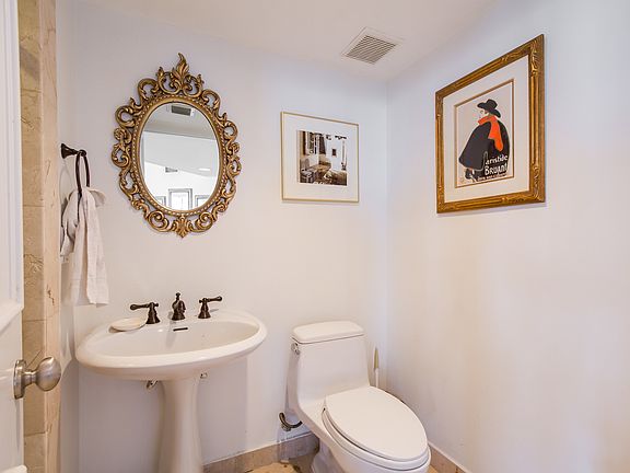 5th image of 16425 Collins Ave APT 1416