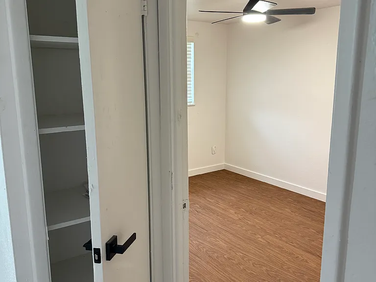 9407 Grandfield Rd #B — Photo 5