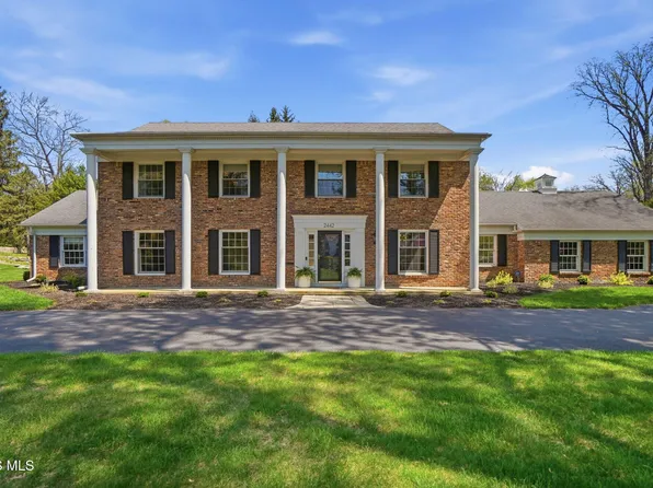 2442 Brookview Dr, Toledo, OH 43615