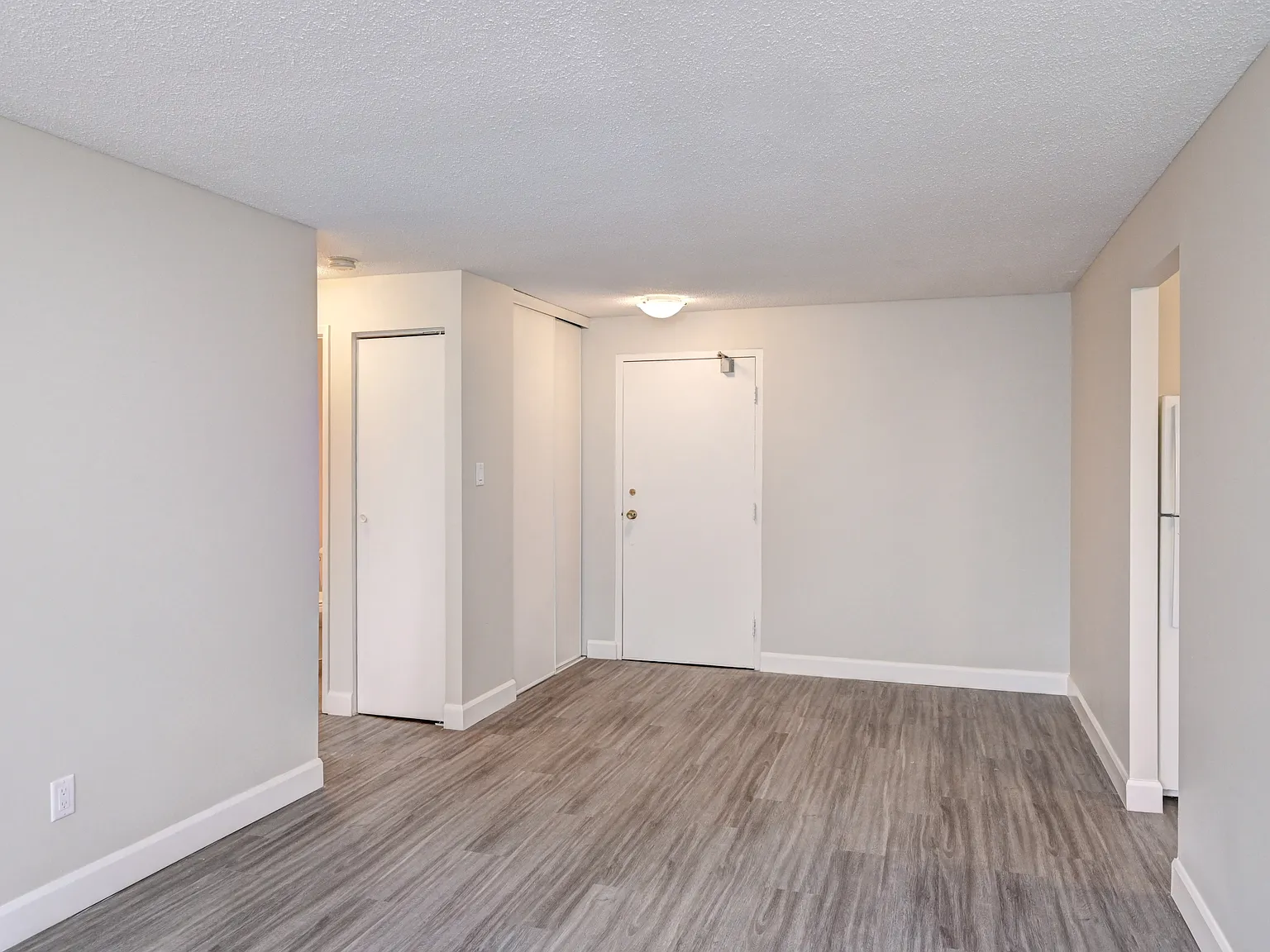 Belsyde Avenue Apartments — Photo 4